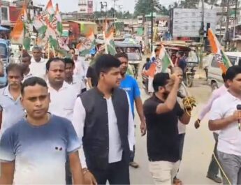 দ্রব্যমূল্য বৃদ্ধি, বেকারত্ব ও নিট কেলেঙ্কারির প্রতিবাদে কুমারঘাটে কংগ্রেসের বিক্ষোভ মিছিল