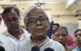দীর্ঘ বিরতির পর জনসমক্ষে প্রাক্তন মুখ্যমন্ত্রী সমীর রঞ্জন বর্মন, বার নির্বাচনে ভোটদান ঘিরে উচ্ছ্বাস