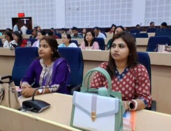 বিজনেস কনক্লেভে পশুপালন ও ডেয়ারি খাতে বড় বিনিয়োগের সম্ভাবনা