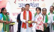 কৃতি শিক্ষার্থীদের সংবর্ধনা, উন্নয়ন ও সুশাসনের বার্তা মুখ্যমন্ত্রীর