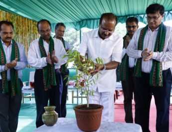 টেকসই সমাজ গড়তে পরিবেশবান্ধব ব্যবস্থাপনার ওপর জোর রাজ্যপালের