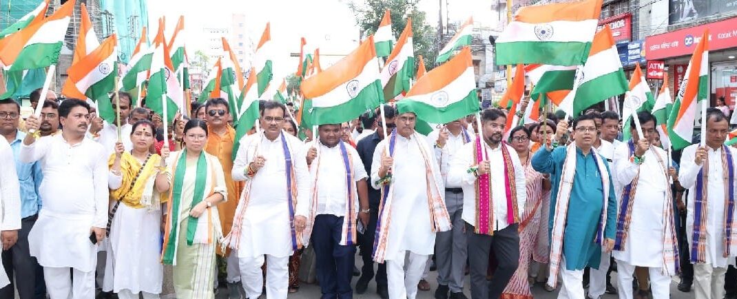দেশজুড়ে জনআন্দোলনে ‘হর ঘর তিরঙ্গা’, আগরতলায় মুখ্যমন্ত্রীর নেতৃত্বে বর্ণাঢ্য র্যালি