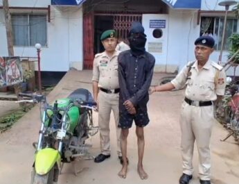 বনকুমারীর ছিনতাই কাণ্ডে মূল অভিযুক্ত গ্রেফতার, উদ্ধার ছিনতাইয়ে ব্যবহৃত বাইক